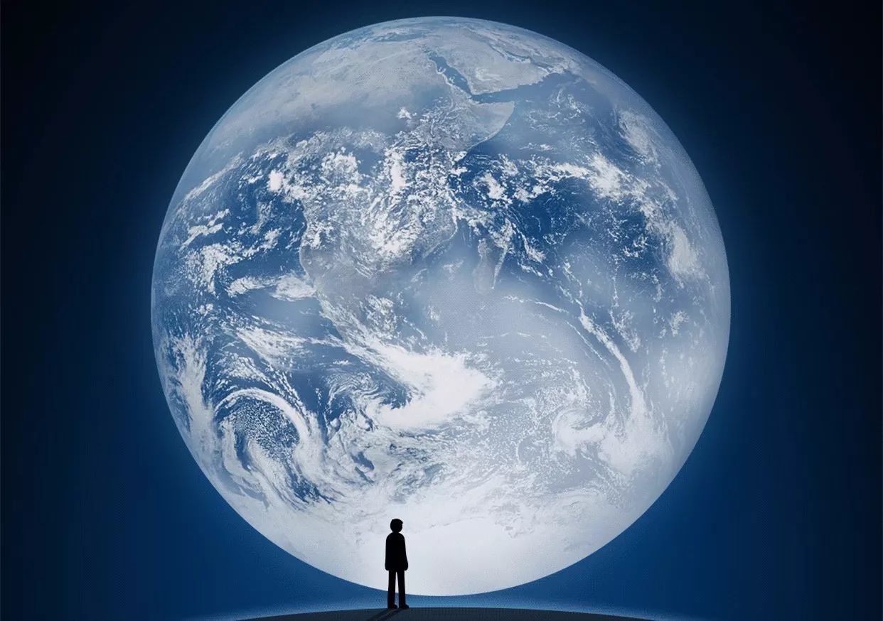 "蓝色弹珠"正式公布的意义在于,这是人类第一次从太空中看到地球的