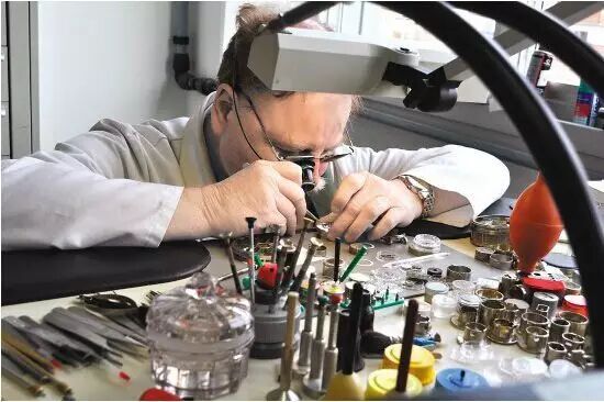 名表维修公司，腕表维修，名表维修鉴定回收