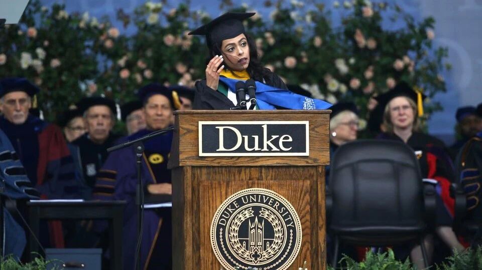 “南方哈佛”坐实了？！杜克大学毕业生演讲抄袭哈佛，简直是2014年哈佛毕业生的复印件！（附视频&演讲稿）-3