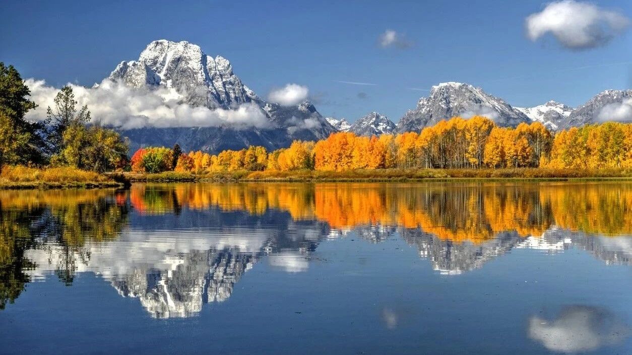 杰克逊霍尔央行盛会开幕，这座牛仔度假小镇有啥好玩的？