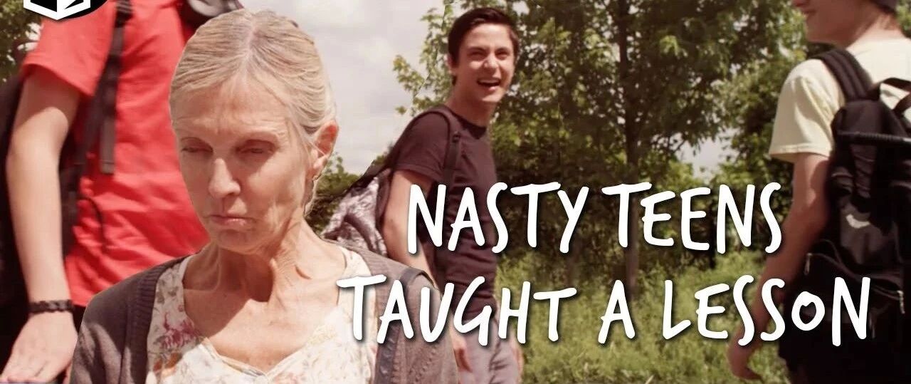 高分“反霸凌”短片《公交车站》，一个发人深省的故事！