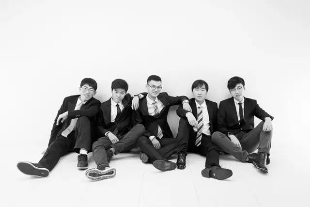 CS)I7X7WT%U~M1[{820J]CV