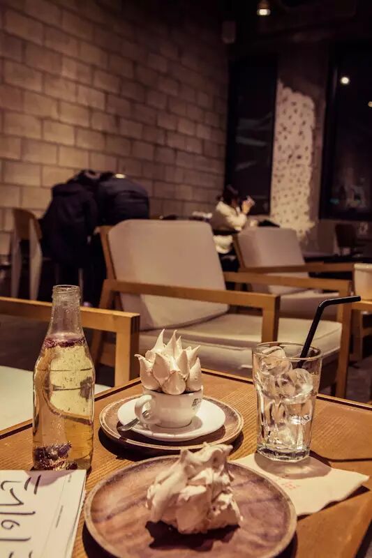 打着喝咖啡的旗号，去韩国做个水当当的美人儿！