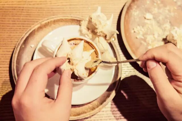 打着喝咖啡的旗号，去韩国做个水当当的美人儿！