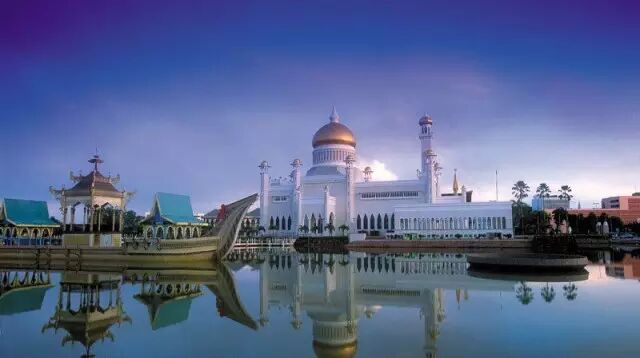 文莱是接近哪个国家_文莱护照免签哪些国家_文莱国家简介