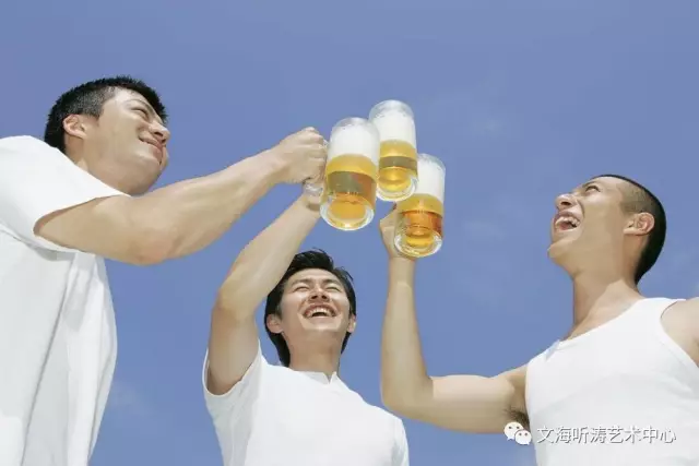 男人与烈酒 男人与烈酒