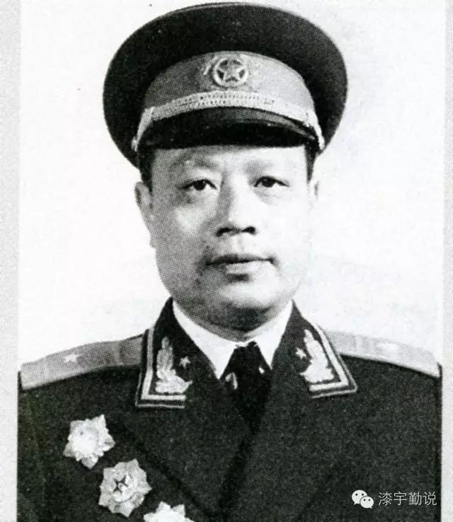 李夫克(1915—1988,萍乡市莲花县人,曾任中国人民解放军政治学院副