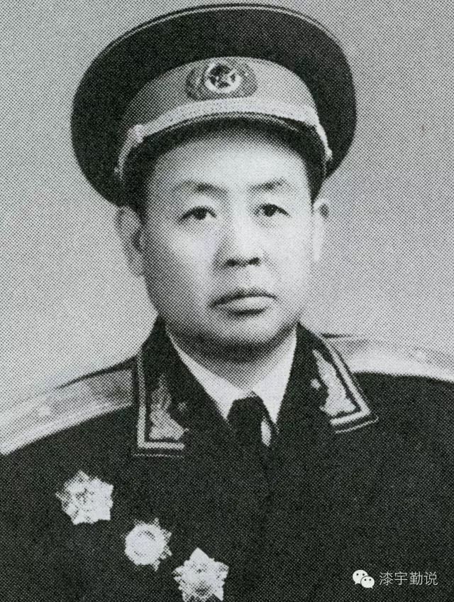 徐国贤(1916—2000),萍乡市莲花县人,曾任工程兵副司令员等职,1955年9