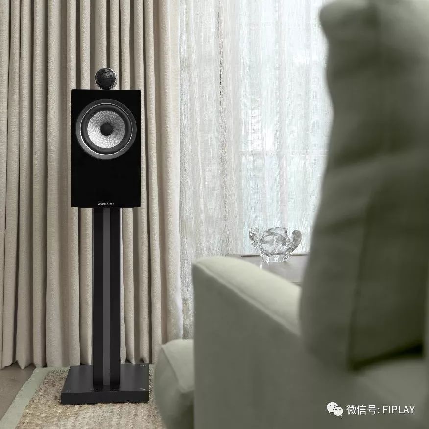 评测丨莫欺小,它将会让您耳目一新:Bowers & Wilkins 705 S2书架式扬声器