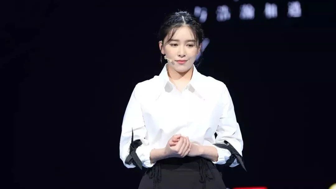 阚清子星空演讲:我的青春喂了狗,一个30岁女演员的自白