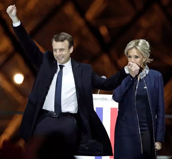 马克龙小他妻子24岁，特朗普大他妻子24岁，两轮生肖谁更火？