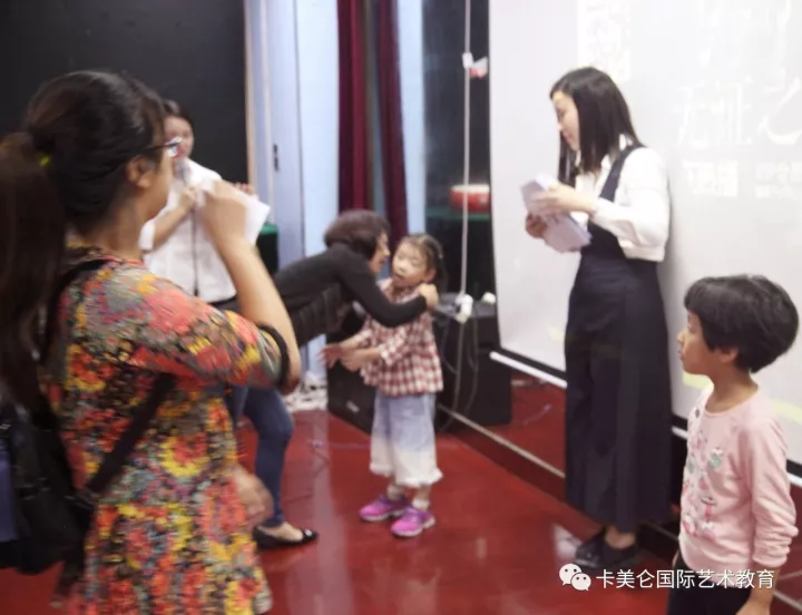 卡美仑国际艺术“双节同庆,来个孩子一起制作月饼吧”亲子主题活动,精彩回顾! 卡美仑国际艺术“双节同庆,来个孩子一起制作月饼吧”亲子主题活动,精彩回顾!