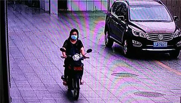 女子棄出生不到2小時男嬰而去 所留信息都是假的