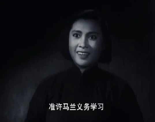 点击左上方关注“图说老电影”⭐欢庆“五一”劳动节，观赏银幕“五花”开-2