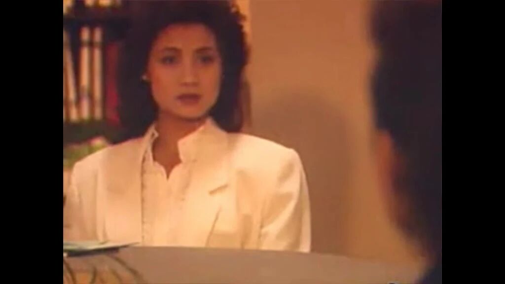 点“阅读原文”更多精彩内容⭐电视剧《公关小姐》03集