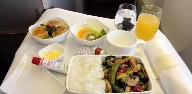 飛機餐哪家強？盤點最「好吃的」的航空公司 未分類 第33張