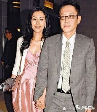 2000年李嘉欣抢走许晋亨后原配何超琼的报复手段真高级
