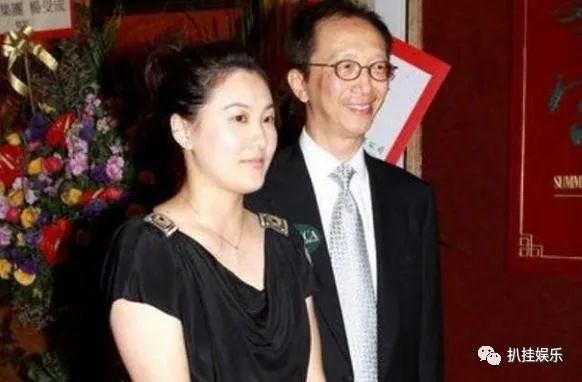 梁锦松为伏明霞买下医院婚后与叶静子传绯闻如今两人怎样了