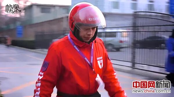 《帧像》：50、80、90后 几代人不回家的春节(图)