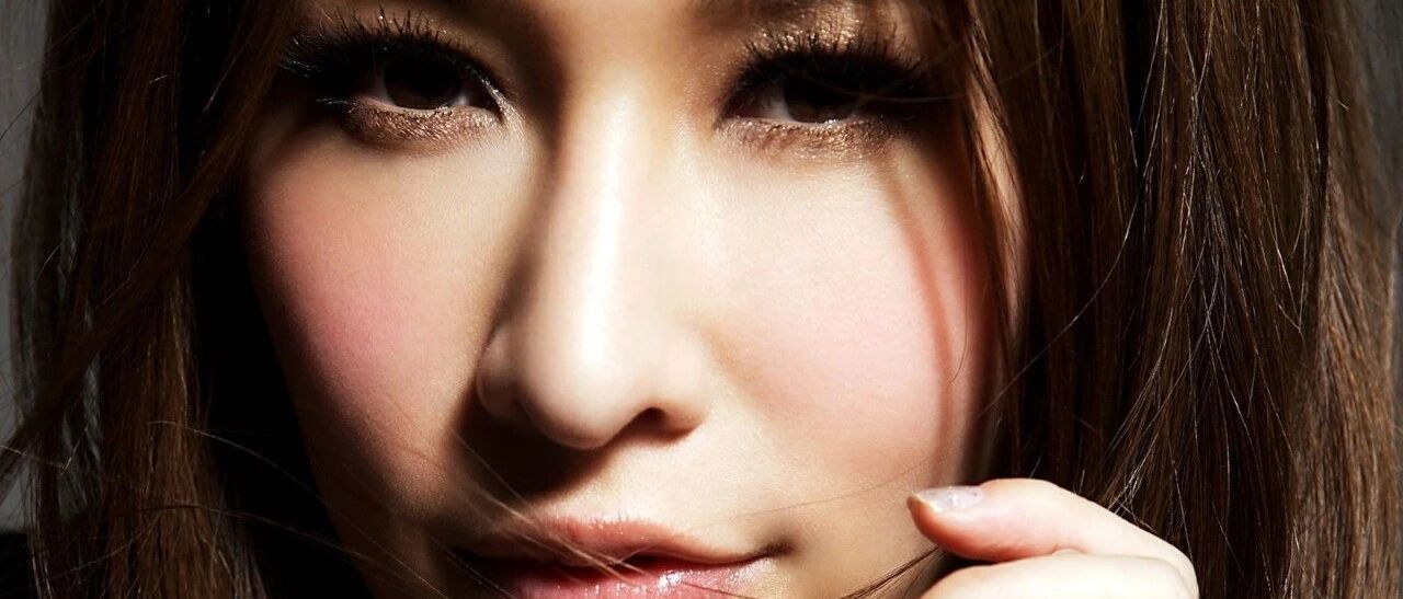 萧亚轩的出生日期生辰资料分析