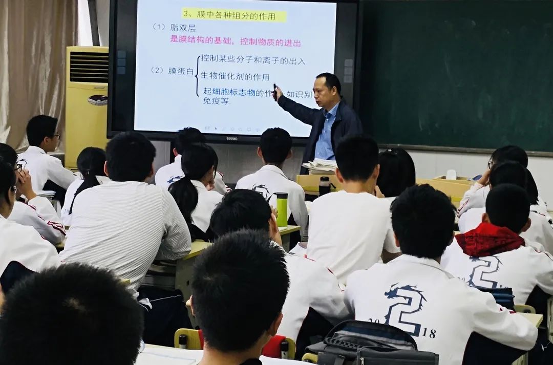 斯理炯在蕙兰实验班日常教学语文特级教师陈欢在蕙兰实验班日常教学