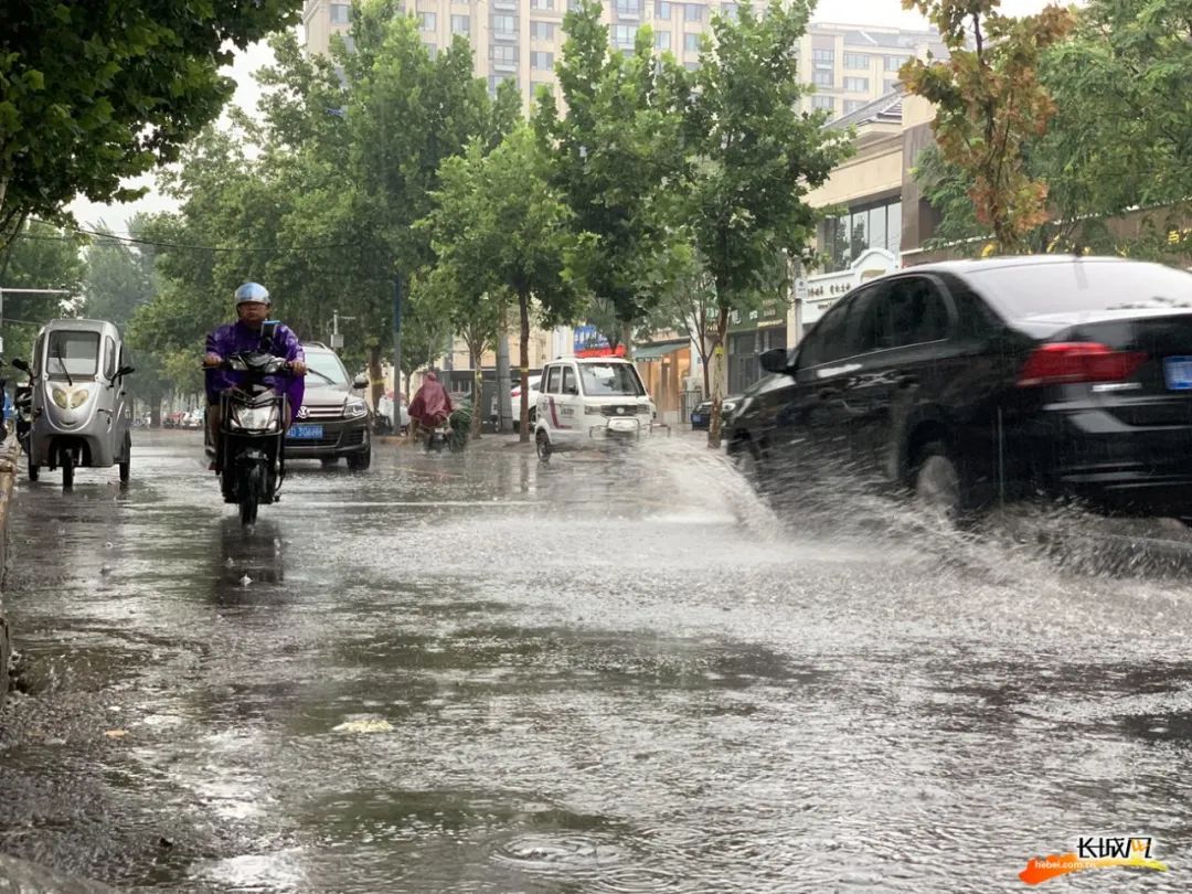 明天河北还有大暴雨今天的暴雨看这里北京建议明日弹性或错峰上下班