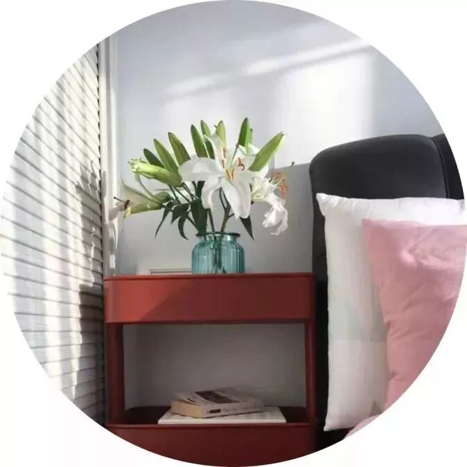 她怀孕7个月仍坚持健身!当她掀开衣服,露出肚子,我震惊了!