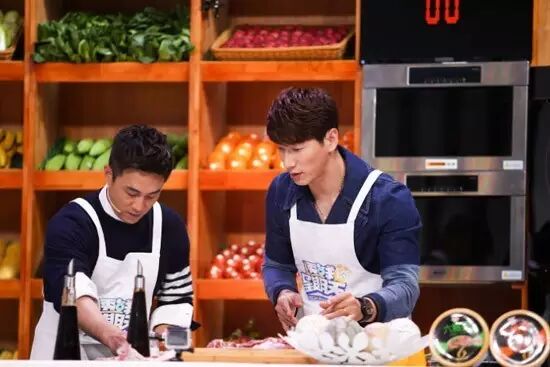 谁能听得懂张柏芝的港普?也只有蔡少芬和容祖儿了!