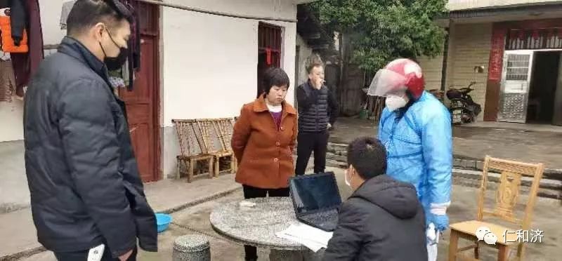 我们村医在行动在抗疫一线的逆行者于都县禾丰镇罗坳镇村医67