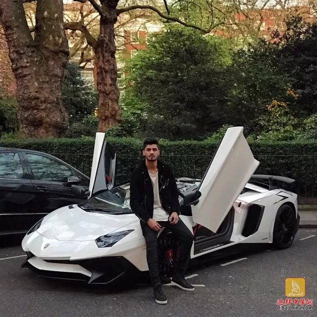 【迪拜生活】英国超跑小哥宣战迪拜土豪 不拼财力拼拳力