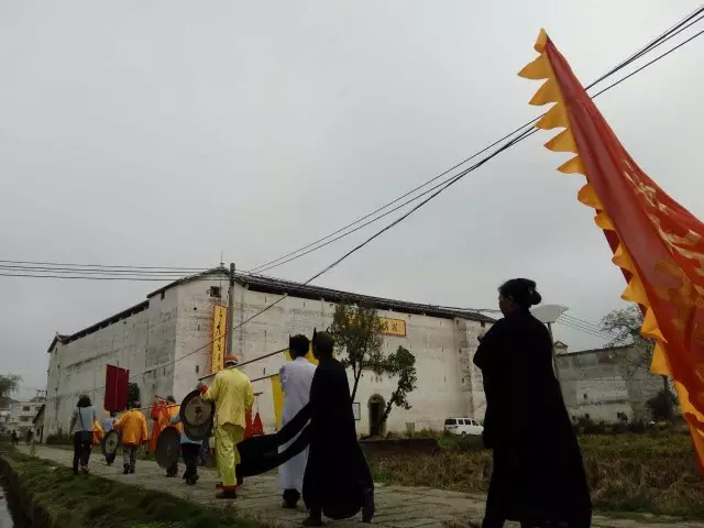 传统民俗“阿公岀行” 传统民俗“阿公岀行”