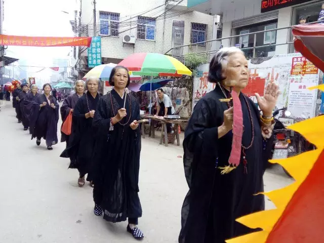 传统民俗“阿公岀行” 传统民俗“阿公岀行”