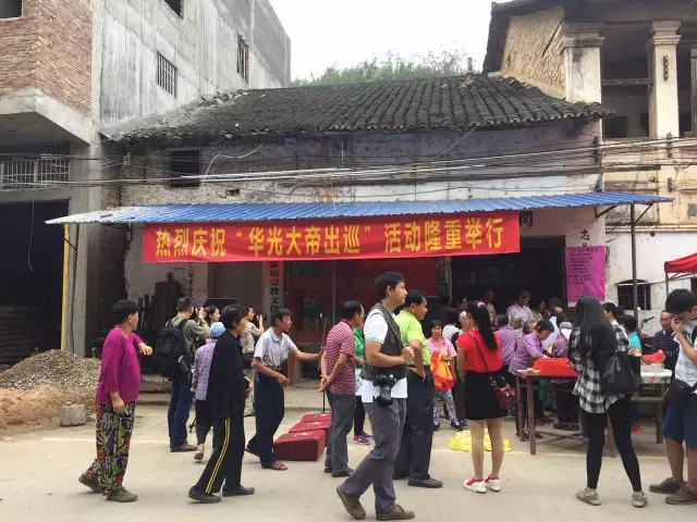 传统民俗“阿公岀行” 传统民俗“阿公岀行”