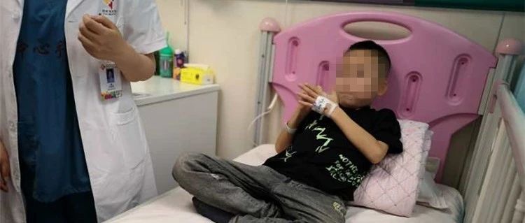 陕西9岁男童喝水都吐，严重时一天吐十几次，竟是因为......医生提醒