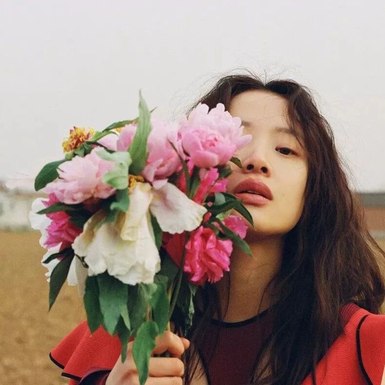 李梦,无法定义 | 赏色