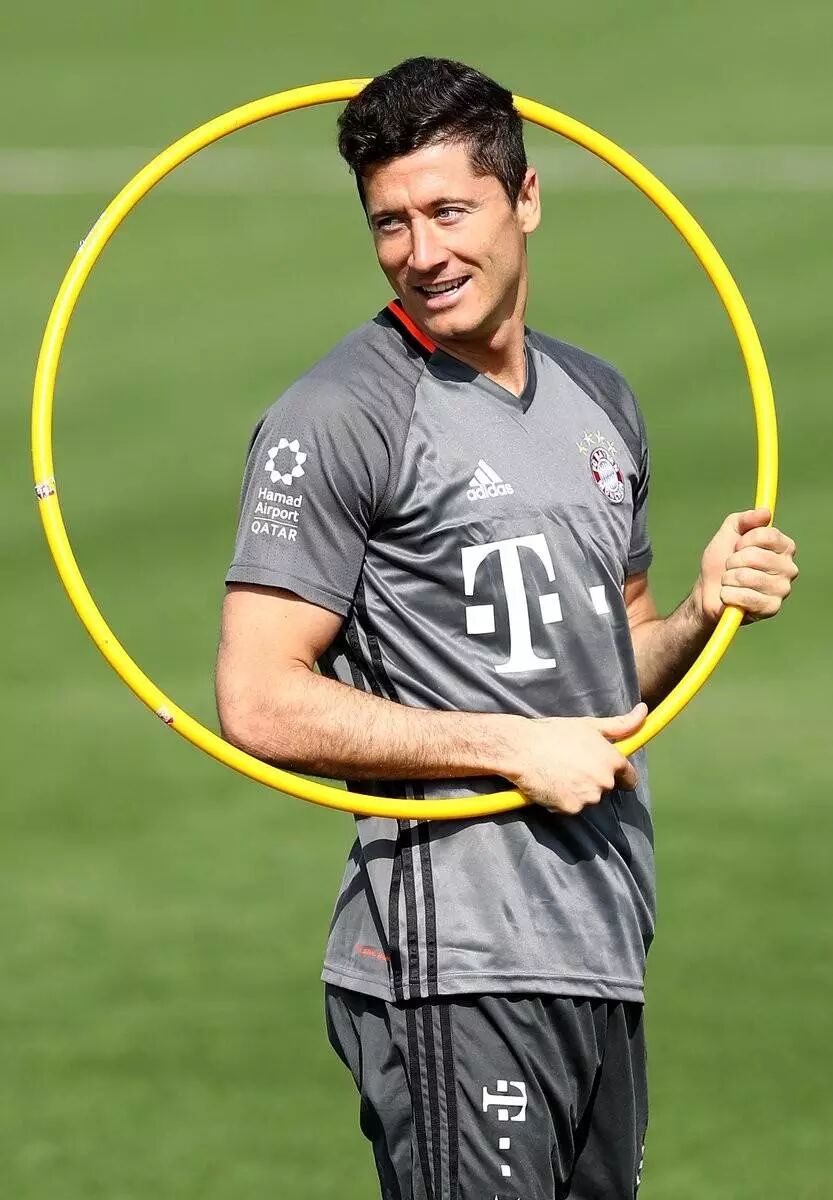 拜仁曼联欧冠_拜仁吧_拜仁引援最新消息