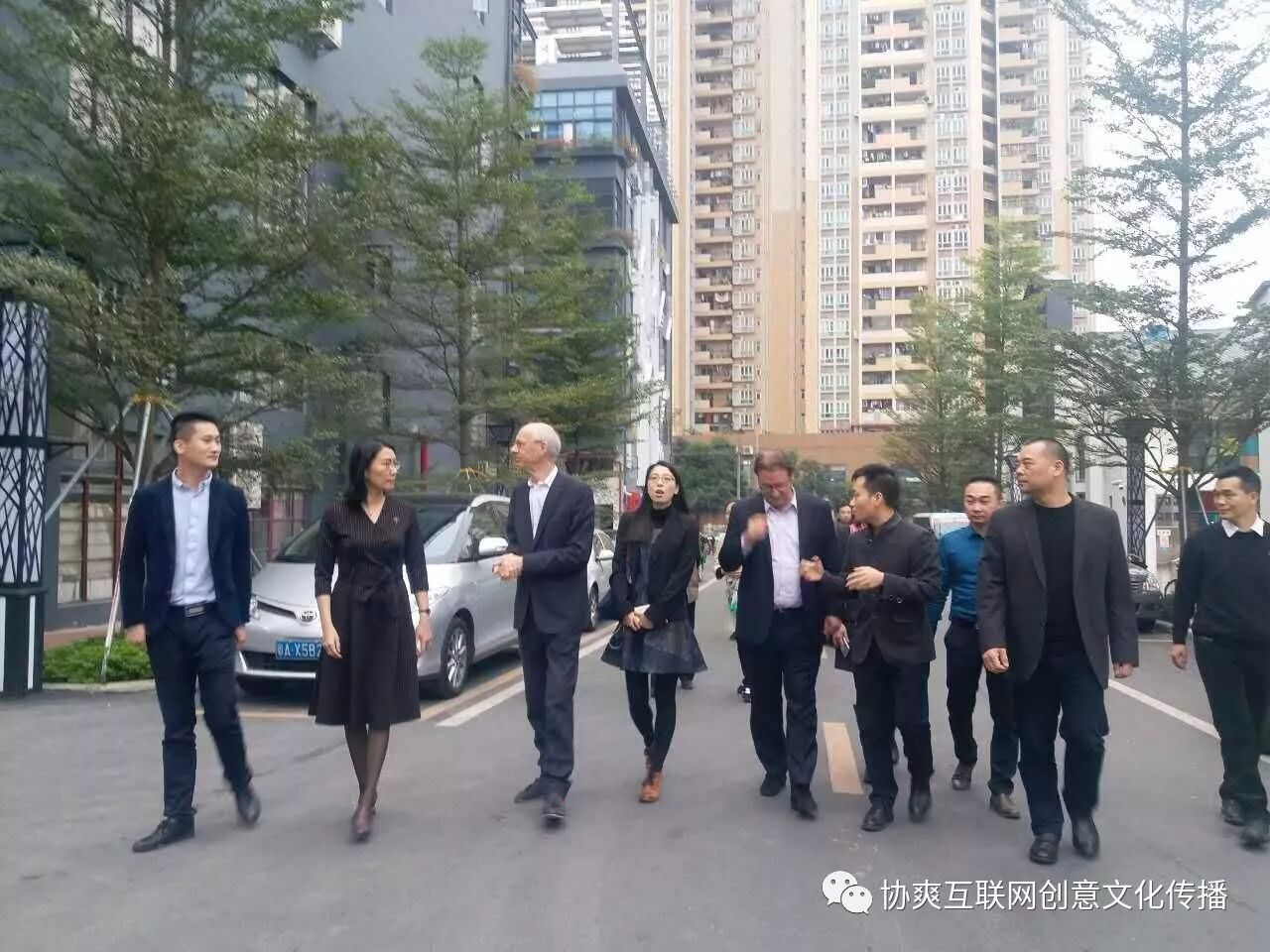 “世界创意产业之父”约翰.霍金斯携大咖组成考察团参观UP智谷