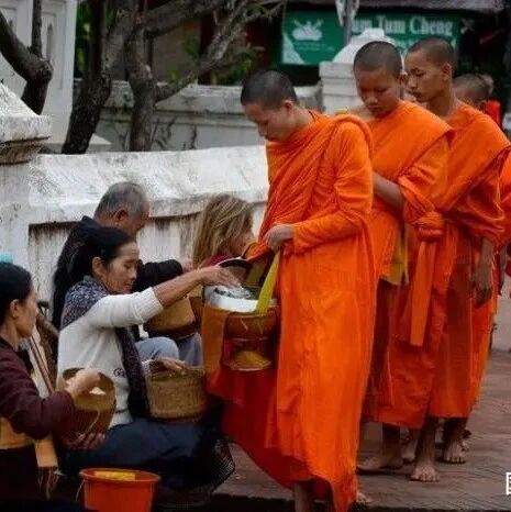 阴德厚重之人，往往有这5个特征，看看你有吗？