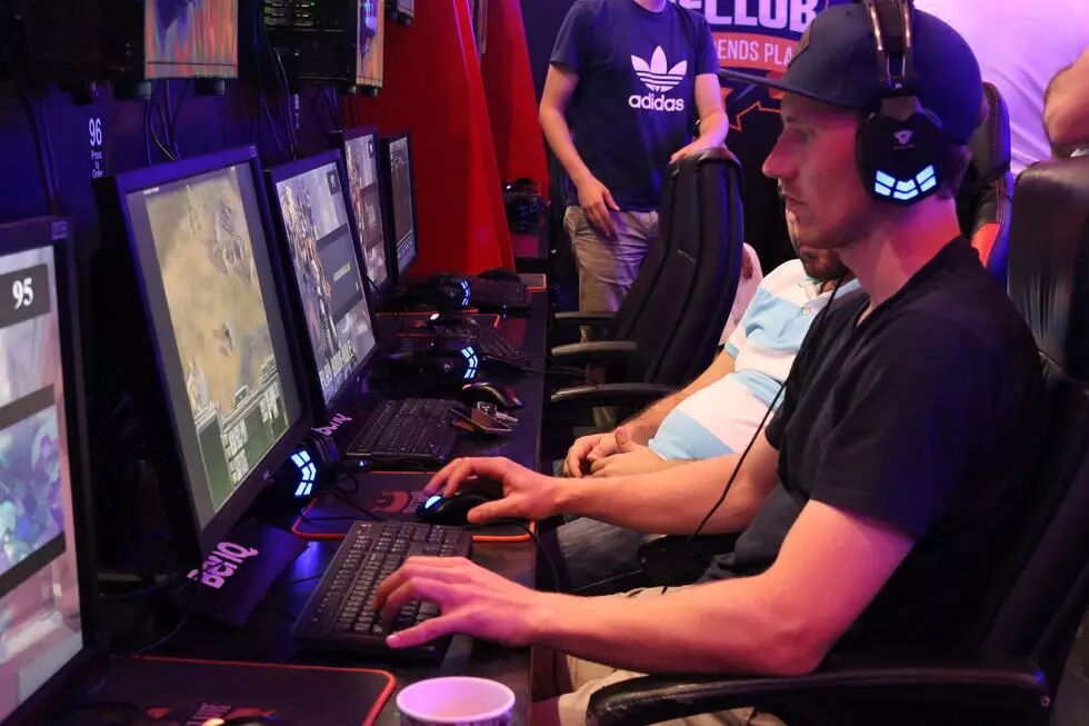 单机台球游戏有哪些_台球游戏单机_单机台球游戏大全免费版