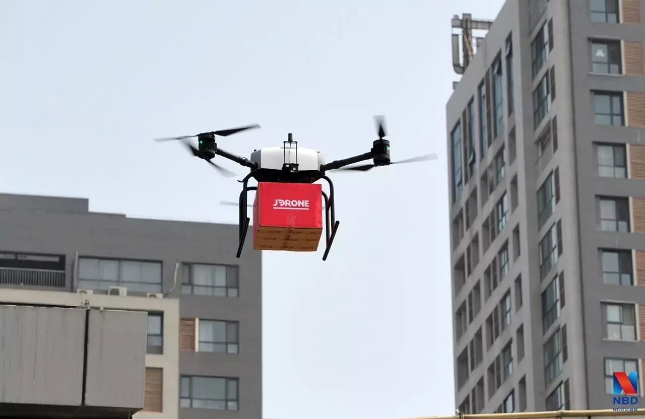 快遞小哥不敢看：中日歐美的快遞機(jī)器人都來(lái)了