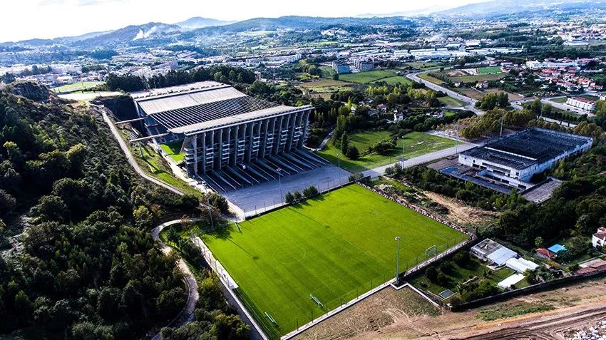 布拉加市政球场(estádio municipal de braga)