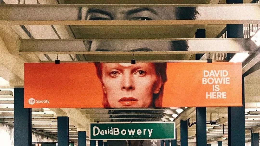 一周美污简讯 | David Bowie攻占了的纽约地铁站,宜家家居里竟然有怪兽?!