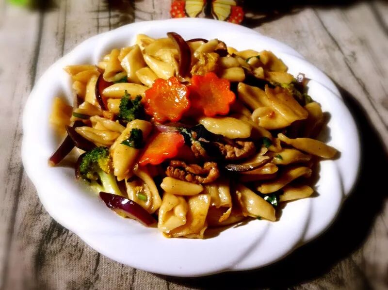 舌尖意面-炒猫耳朵面