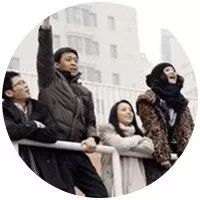 28岁北漂投行美女讣告文再次刷屏,爬不上的高薪,停不了的过劳
