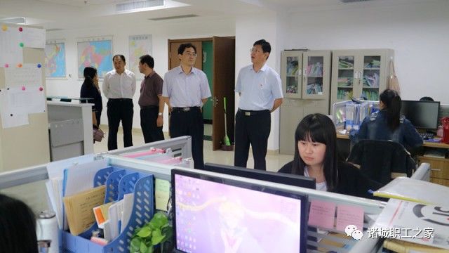 诸城创业项目_拟定创业项目是大学生创业要走的第一步_创业基础 创业项目ppt