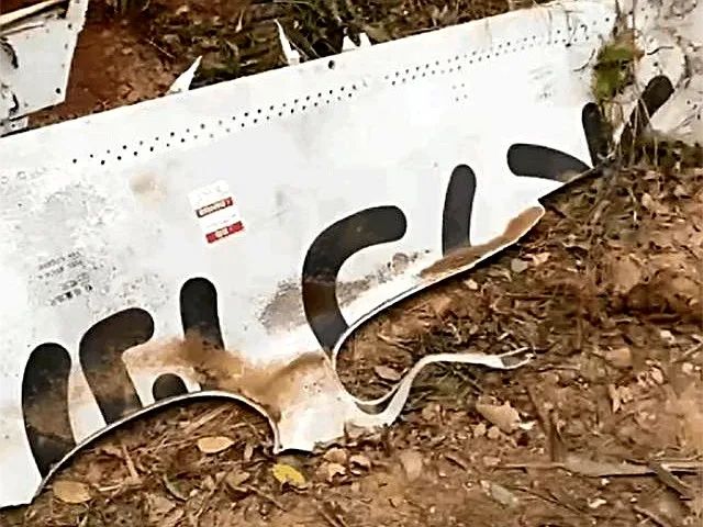 东航波音737坠毁前曾爬升400米?机组或挽救失败，为何未发现遗骸?