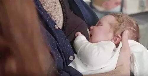 【大广告】如果男人怀孕哺乳 世界会更美好么?-怀孕期