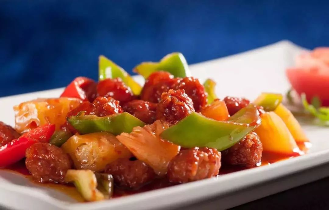 17凉拌:烤鸭蒸肉,苏式基围虾,午餐鸡爪人流:红枣,百叶结烧肉,香酥土豆能吃晚餐胡萝卜排骨汤吗图片