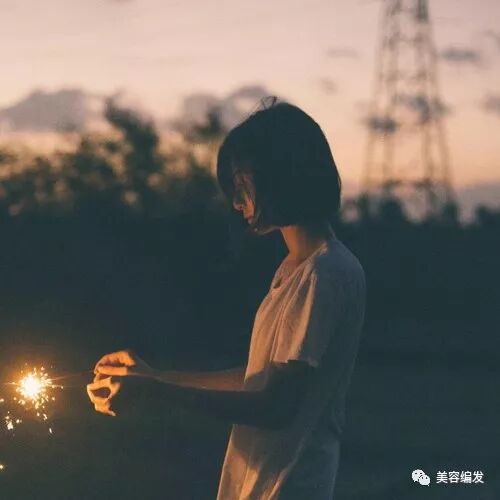 谢娜怀孕胖成球,网友:娱乐圈终于有个正常怀孕的明星了