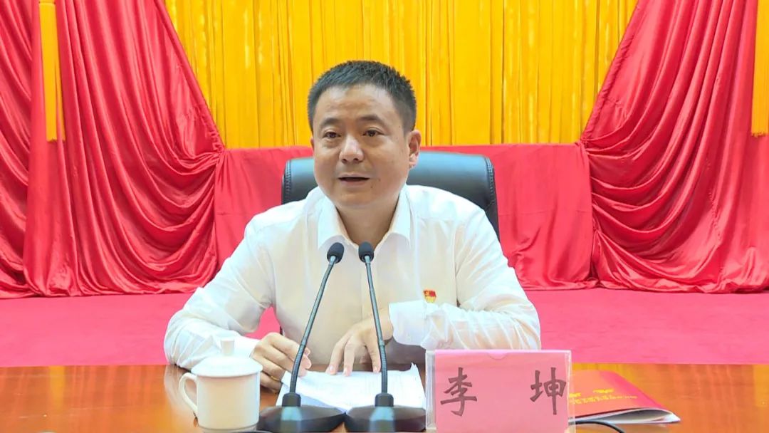 阳东区委副书记,区长李坤,阳东区人大常委会主任姚坚,阳东区政协主席